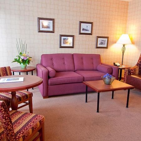Quality Hotel Downtown-Inn At False Creek 밴쿠버 객실 사진
