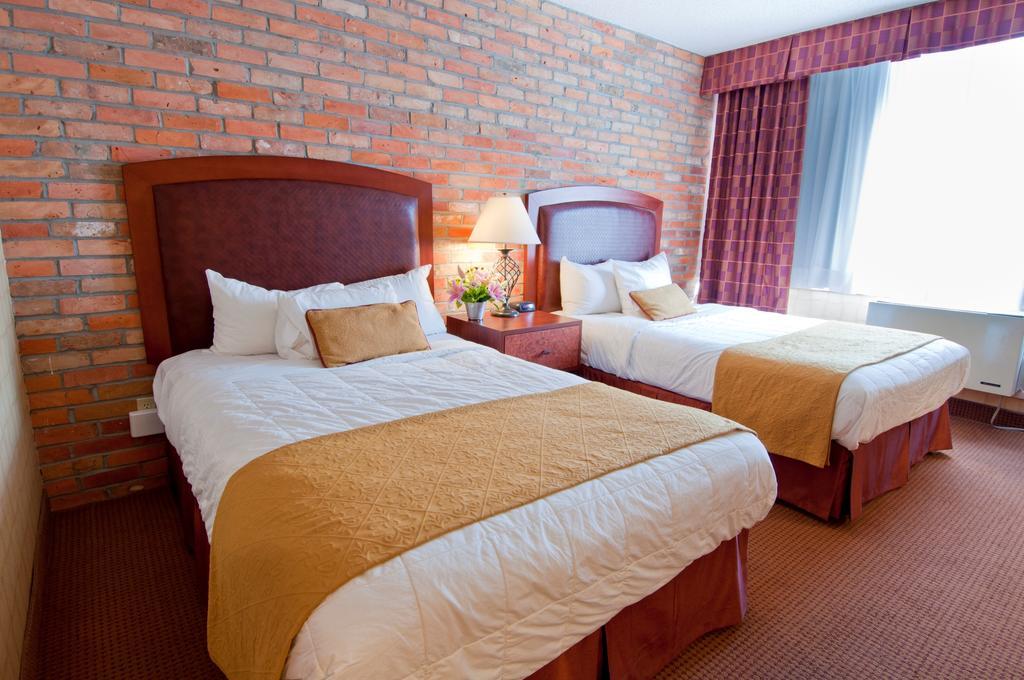 Quality Hotel Downtown-Inn At False Creek 밴쿠버 객실 사진