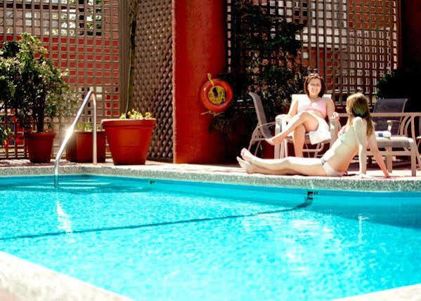 Quality Hotel Downtown-Inn At False Creek 밴쿠버 외부 사진